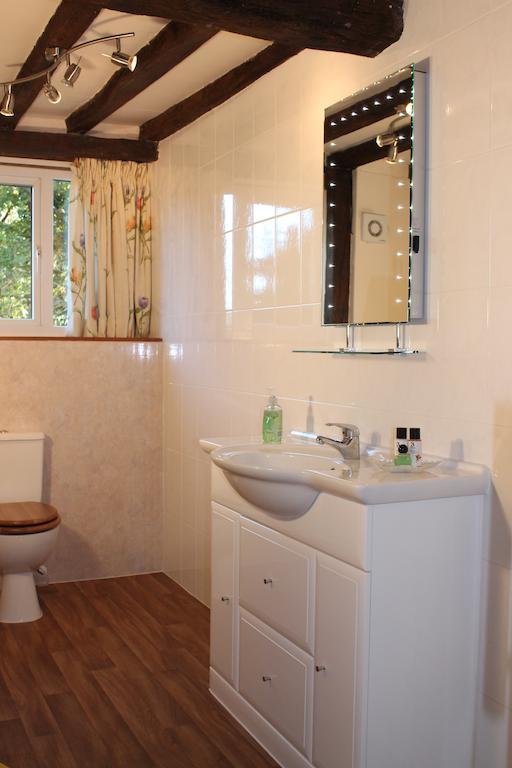 Colston Hall Farmhouse B&B Framlingham Room photo